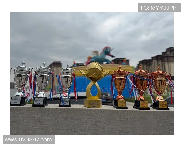 中国青少年篮球公开赛圆满落幕 冠军球队表现引发广泛关注 中国青少年篮球公开赛圆满落幕 冠军球队表现引发广泛关注